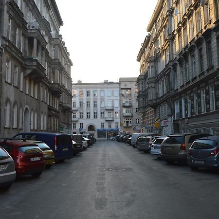 Ada Aparthouse Вроцлав Екстериор снимка