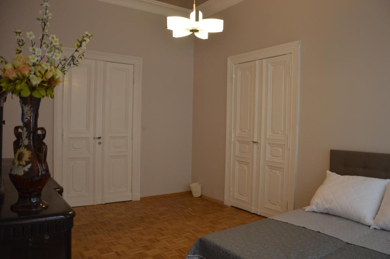 Ada Aparthouse Вроцлав Екстериор снимка
